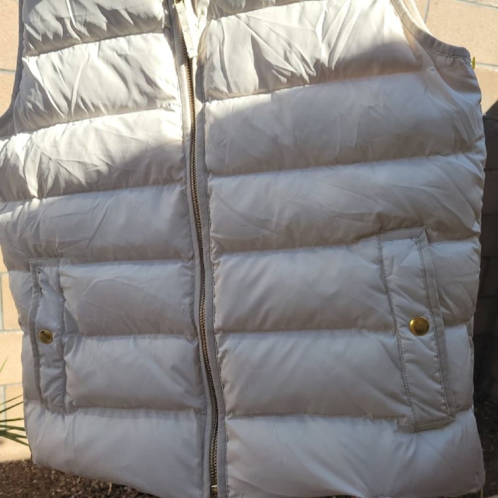 J Crew Vest 60% Down 40% Feather Size M side zips with pockets Full zip  Beige - Picture 8 of 12